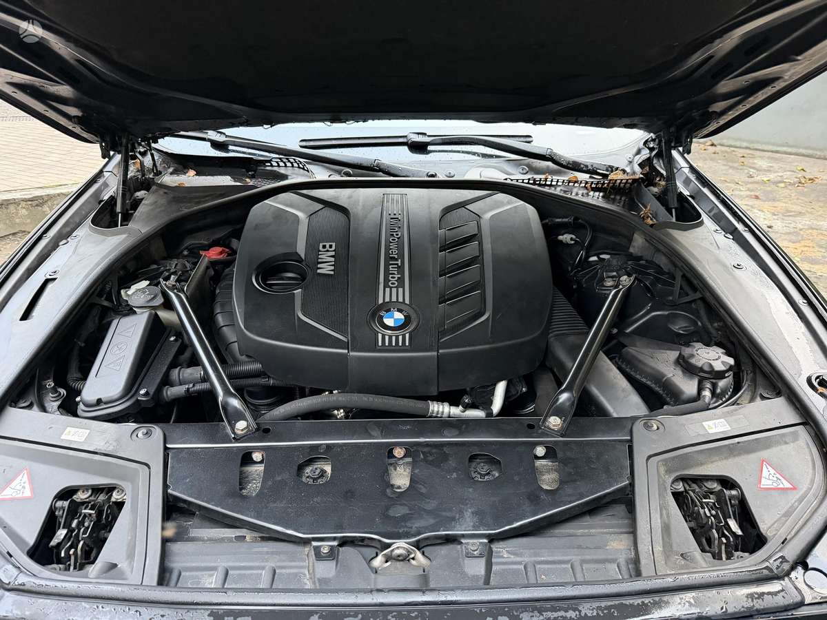 BMW 520 2013 — photo 14