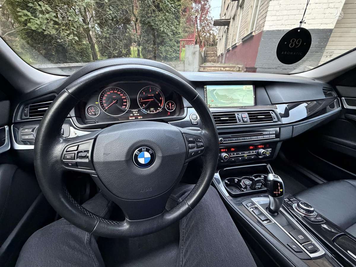 BMW 520 2013 — photo 6
