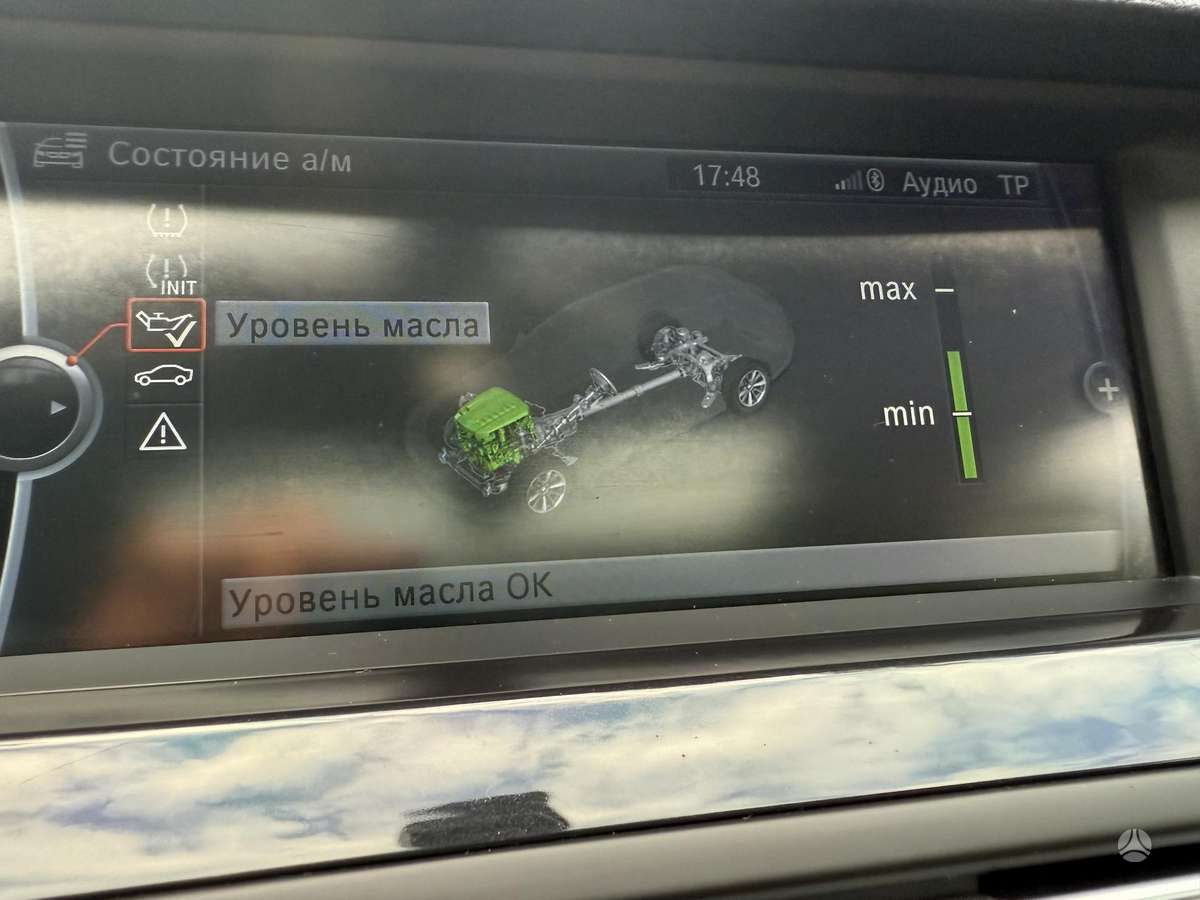 BMW 520 2011 — photo 18