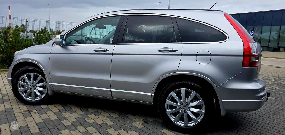 Honda CR-V 2010 — photo 17