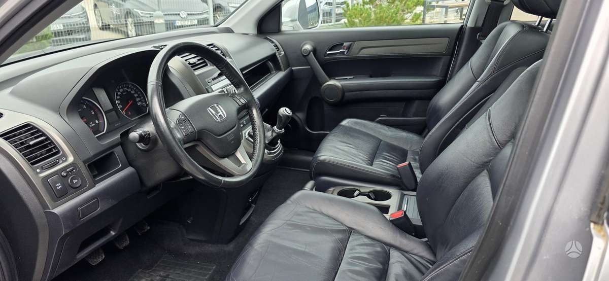 Honda CR-V 2010 — photo 23