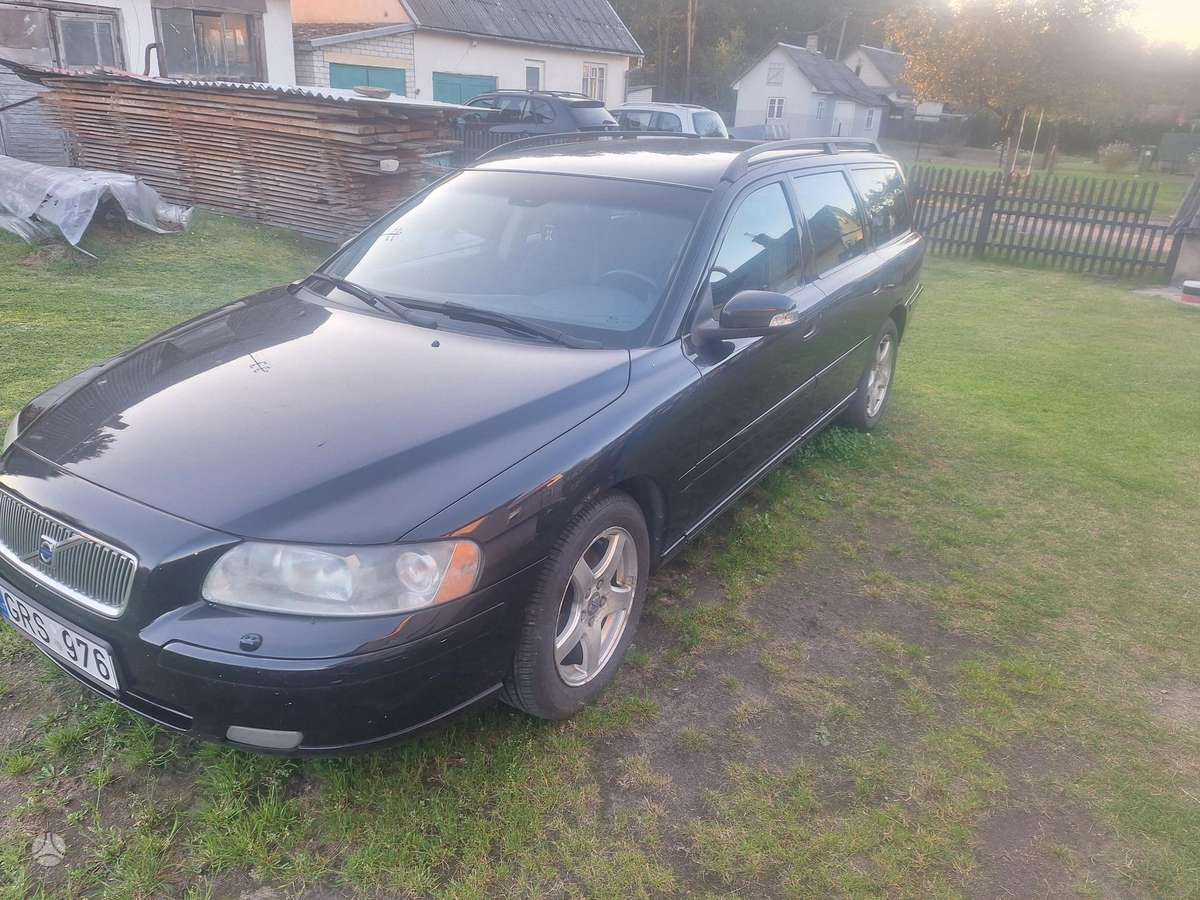 Volvo V70 2006 — photo 9