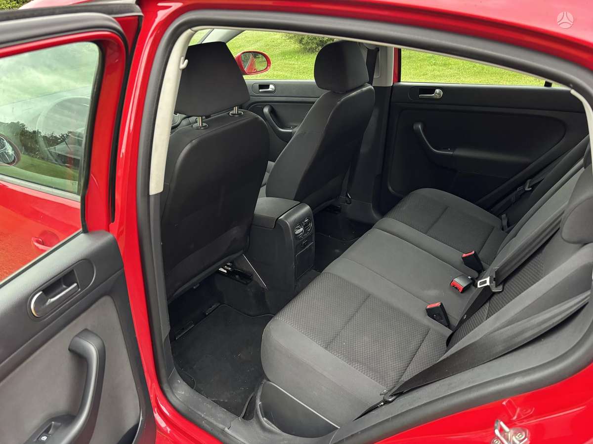 Volkswagen Golf 2011 — photo 14
