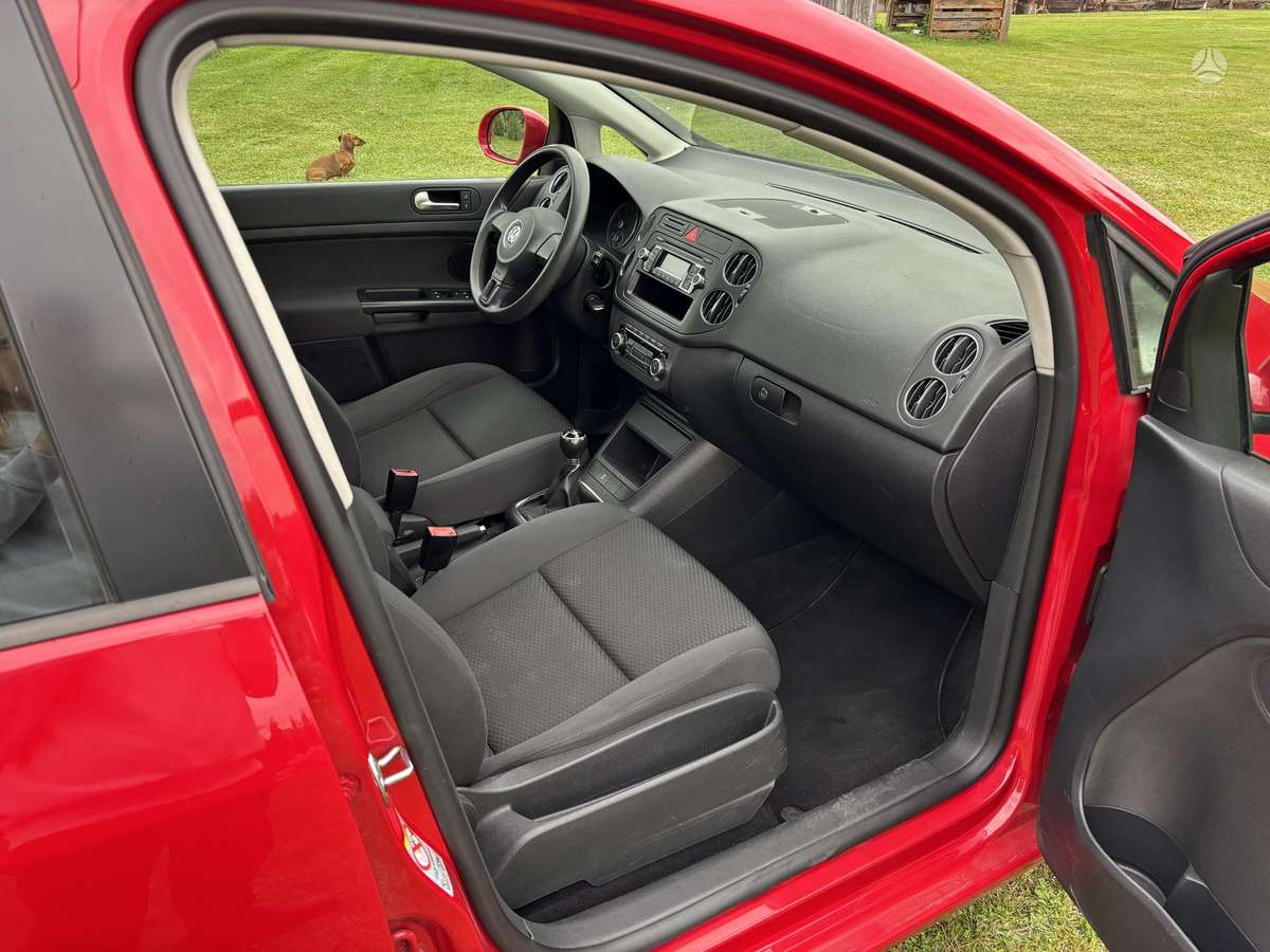 Volkswagen Golf 2011 — photo 17
