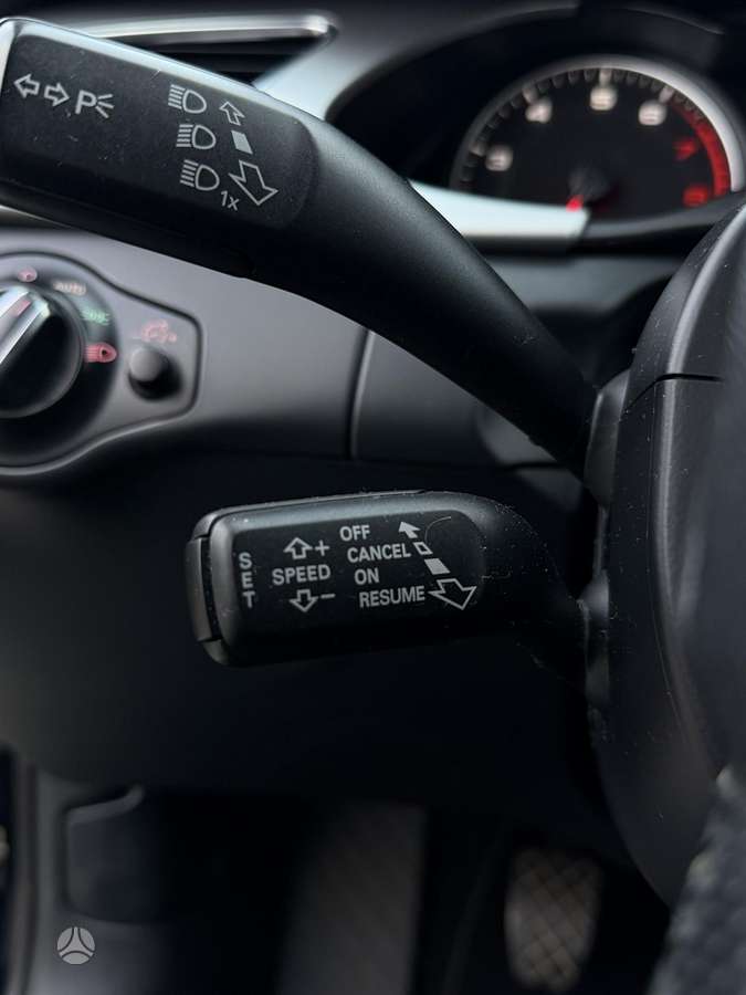Audi A4 2009 — photo 21