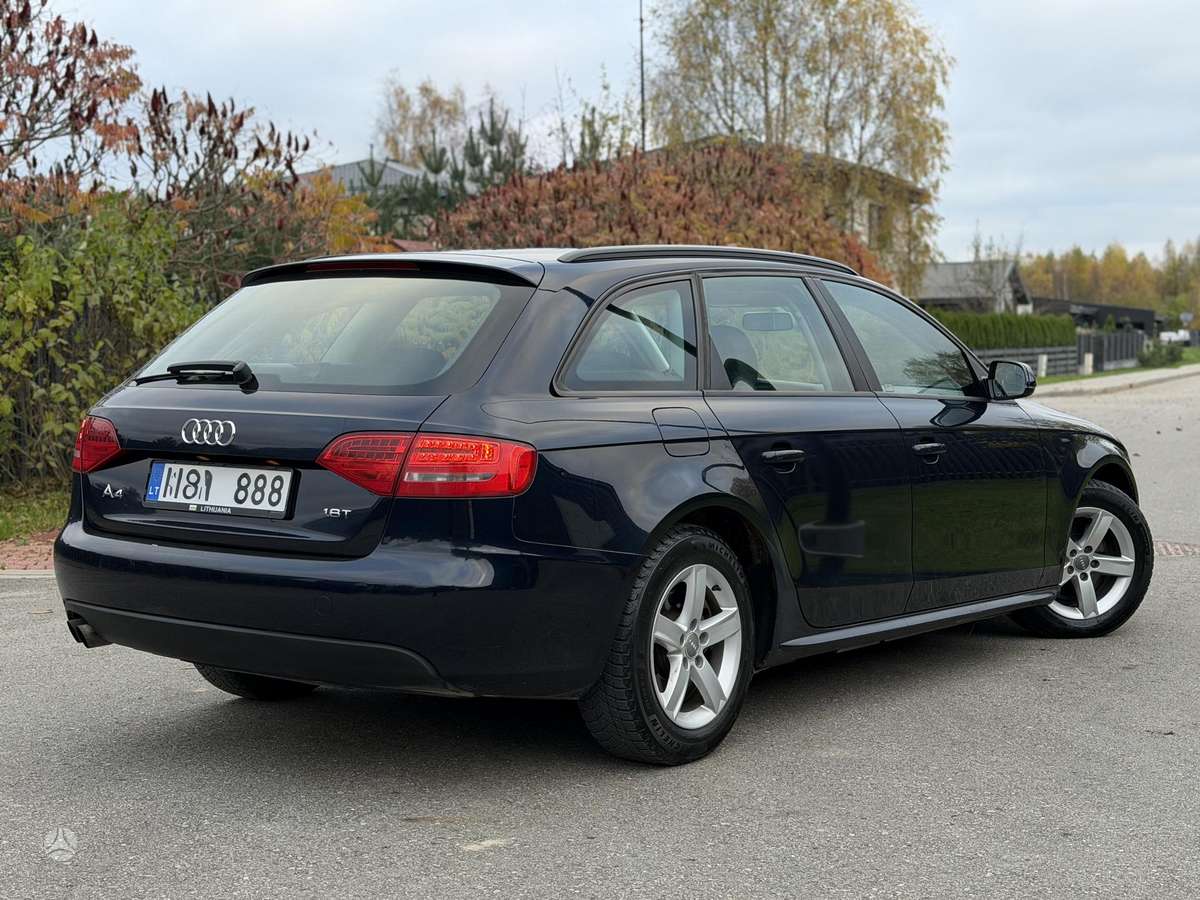 Audi A4 2009 — engine 1798 cm³, 160 HP (118kW)