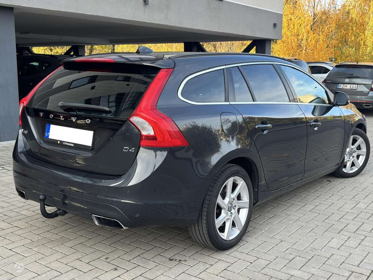 Volvo V60 2014 — photo 7
