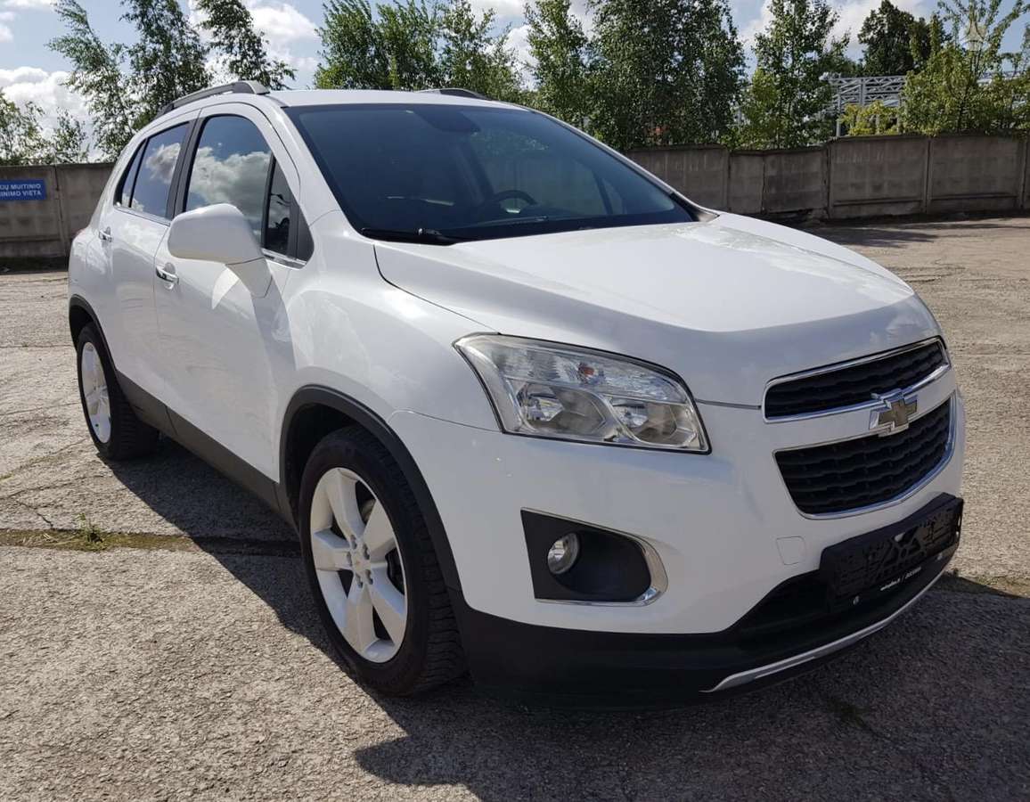 Chevrolet Trax 2013 — interior