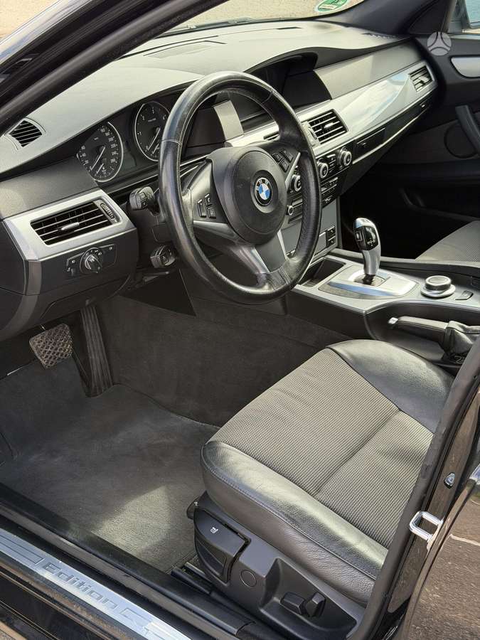 BMW 525 2009 — фото 15