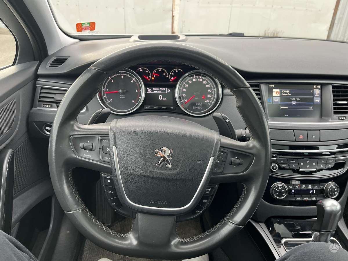 Peugeot 508 2015 — photo 20