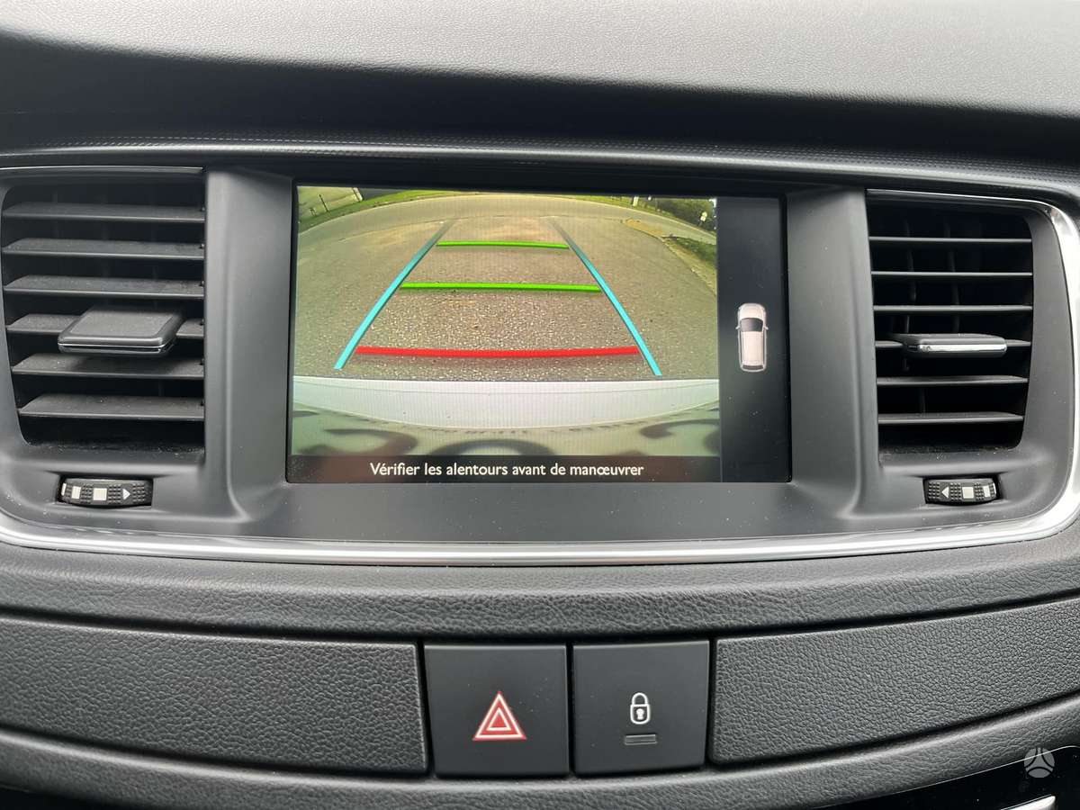 Peugeot 508 2015 — photo 21