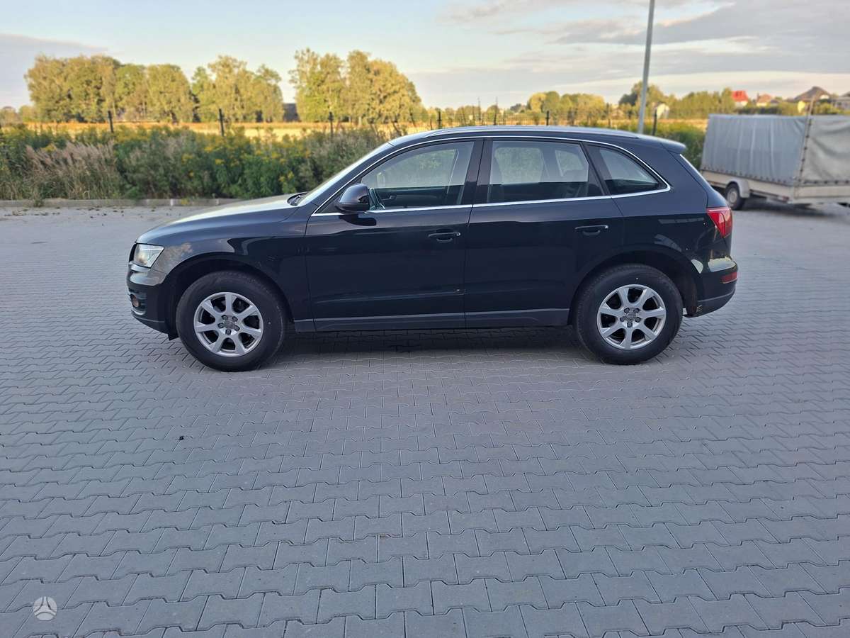 Audi Q5 2009 — двигун 1968 cm³, 170 HP (125kW)