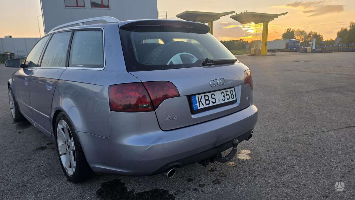 Audi A4 2005 — photo 11