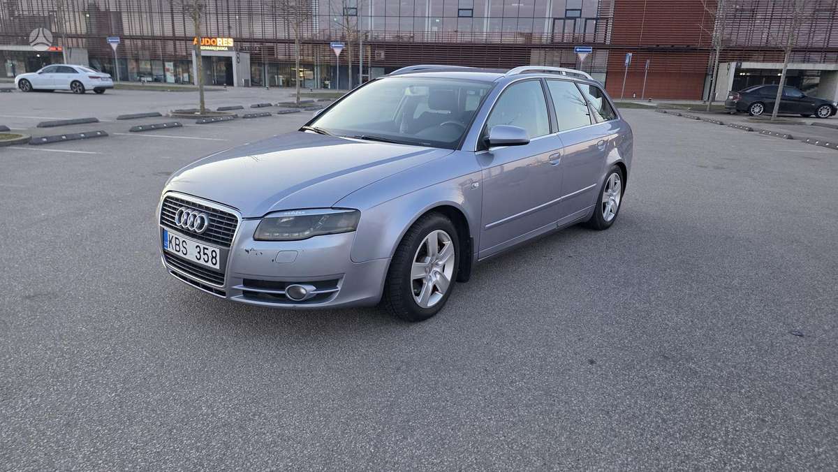 Audi A4 2005 — photo 19