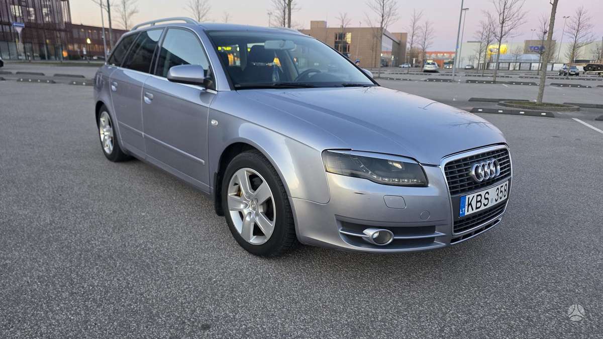 Audi A4 2005 — photo 20