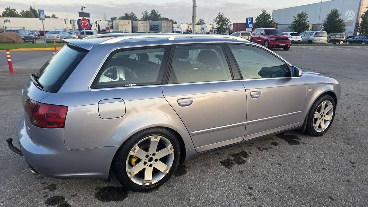 Audi A4 2005 — photo 8