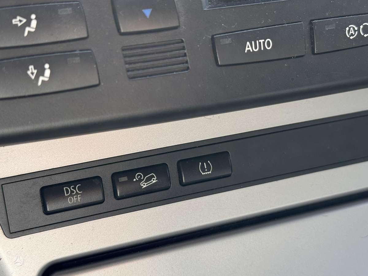 BMW X3 2005 — photo 22