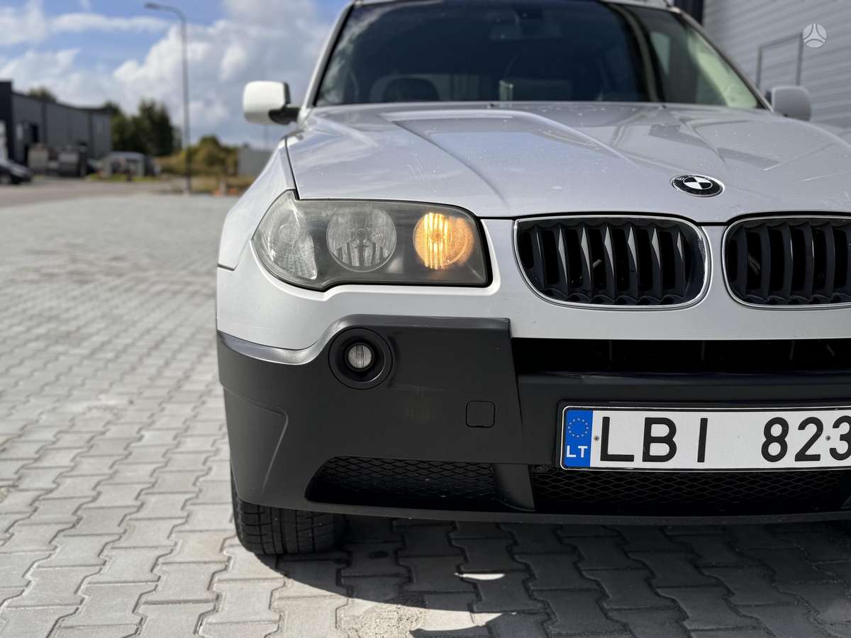 BMW X3 2005 — interior
