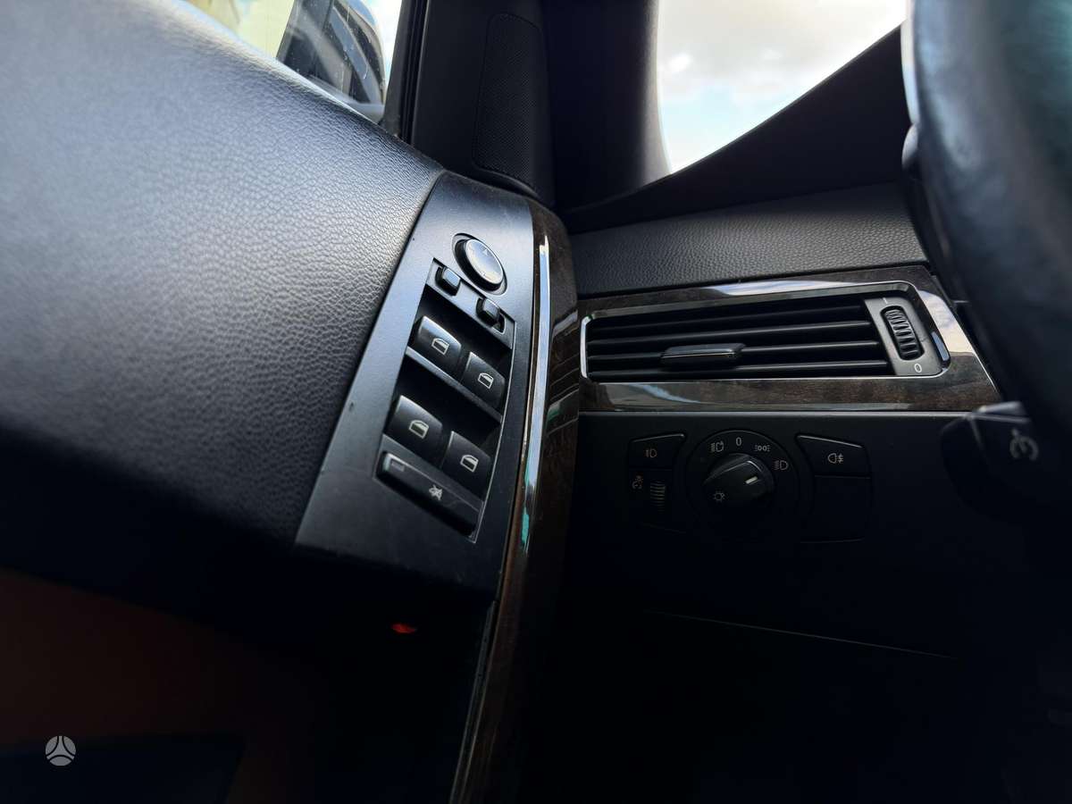 BMW 535 2006 — photo 11