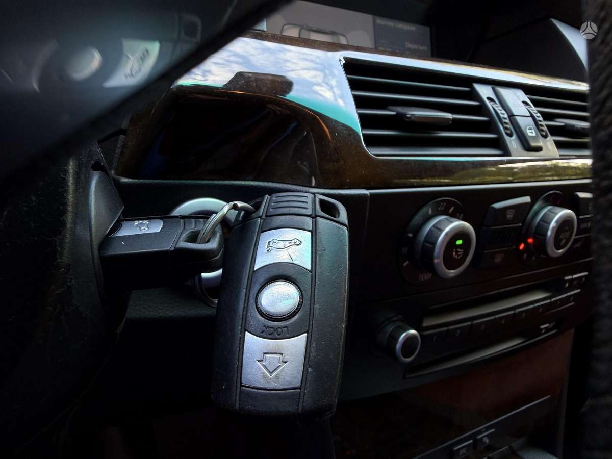 BMW 535 2006 — photo 8