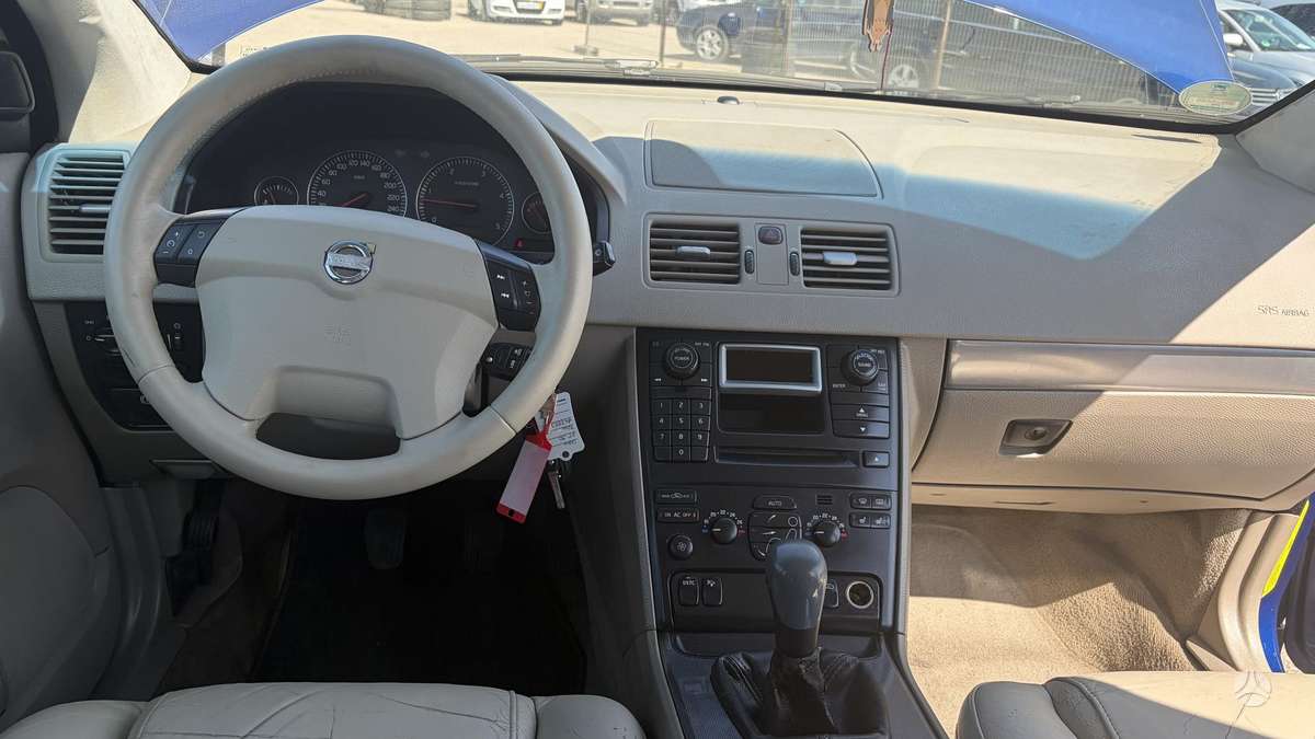 Volvo XC90 2006 — photo 18