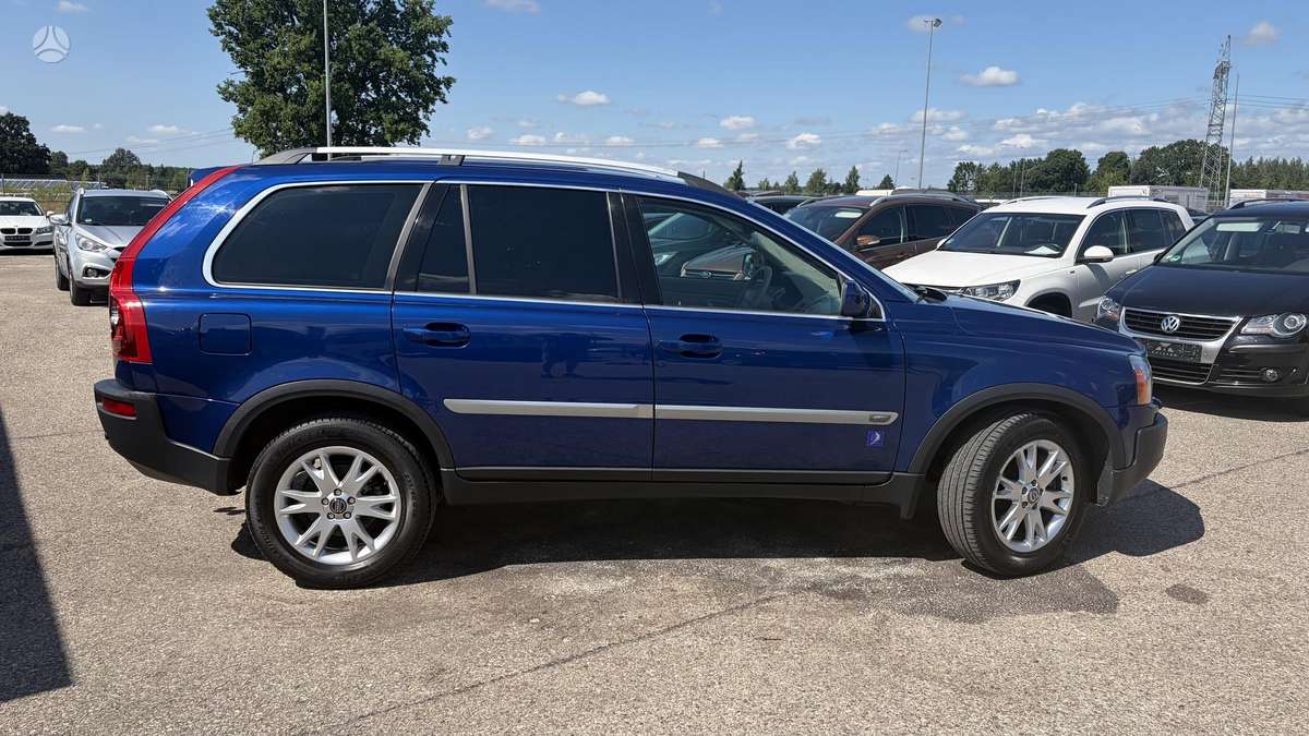 Volvo XC90 2006 — rear view