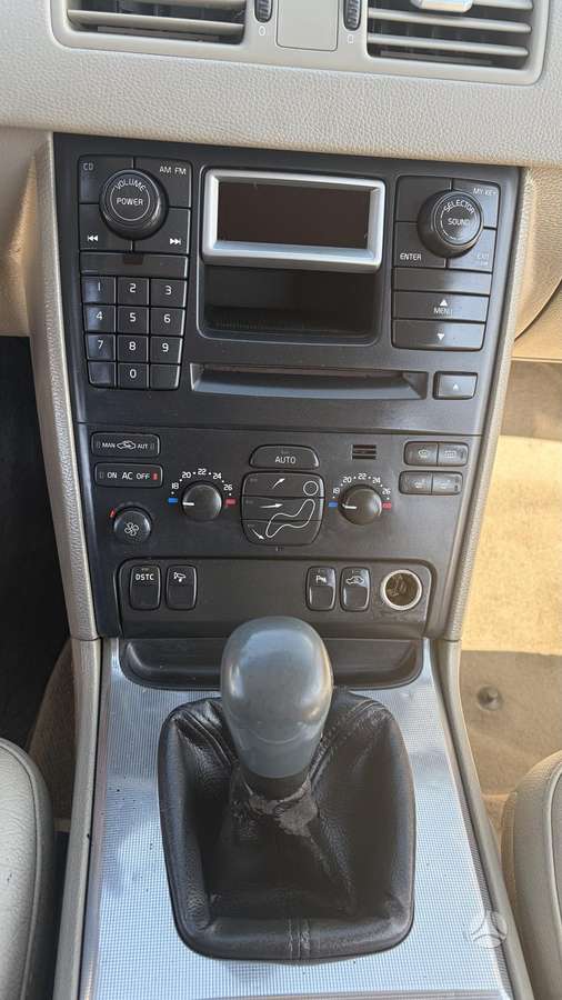 Volvo XC90 2006 — photo 23