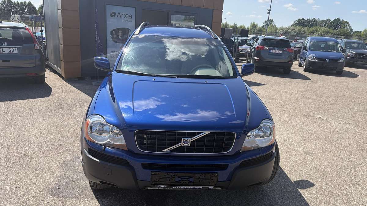 Volvo XC90 2006 — engine 2400 cm³, 185 HP (136kW)