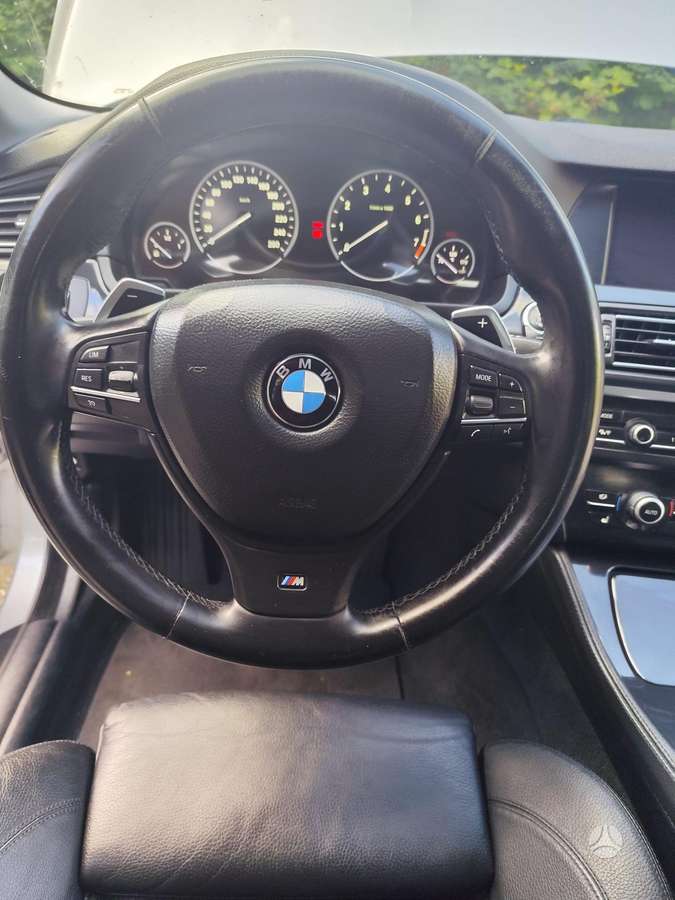 BMW 520 2013 — фото 22