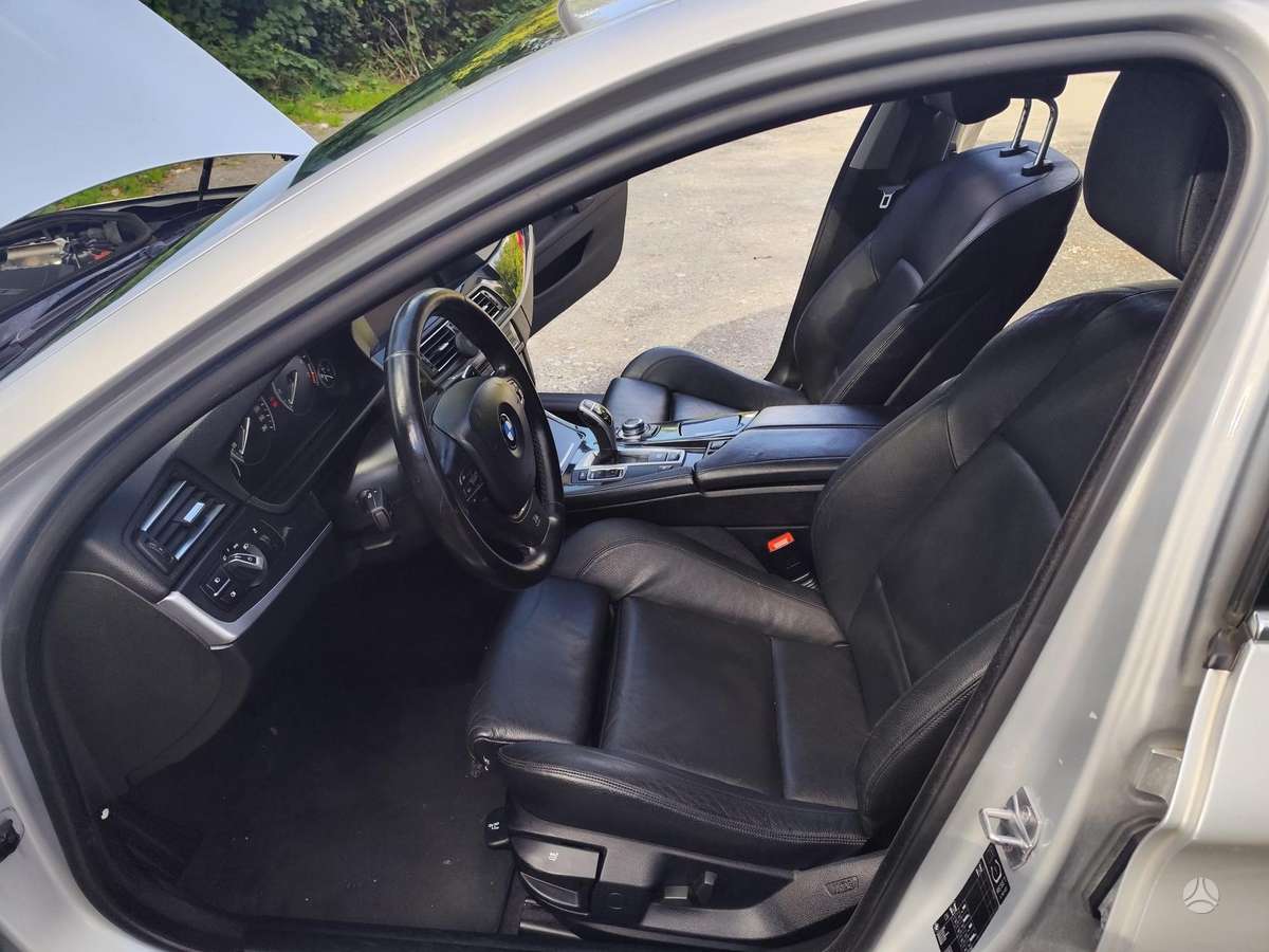 BMW 520 2013 — фото 24