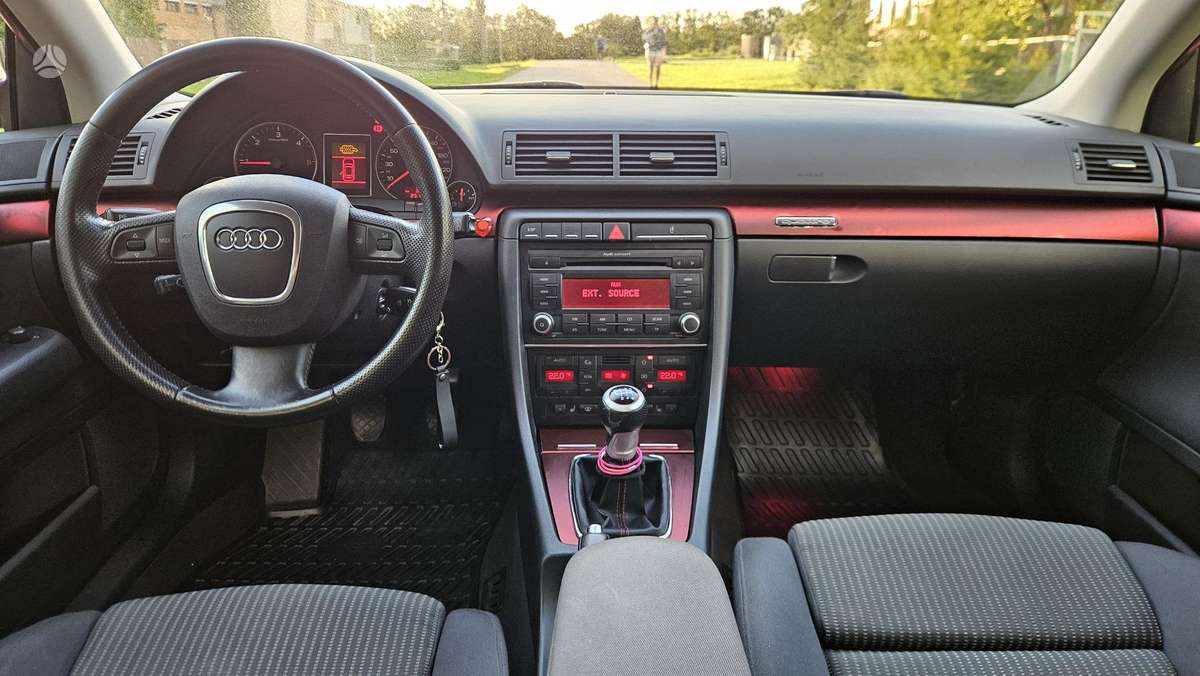 Audi A4 2007 — photo 5