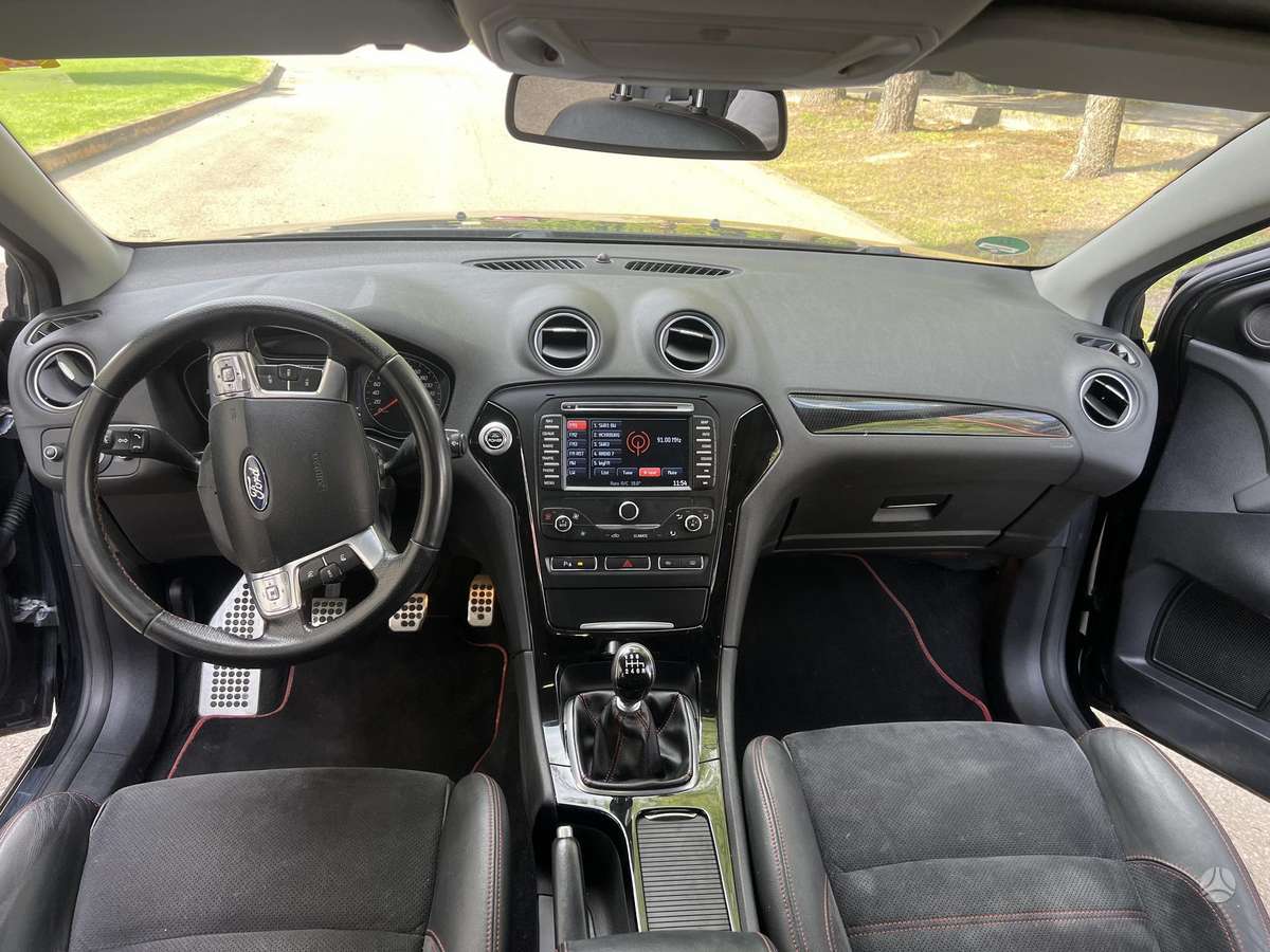 Ford Mondeo 2012 — photo 15