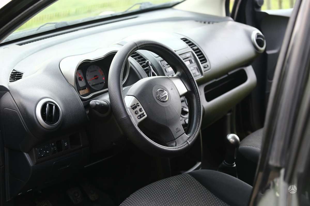 Nissan Note 2008 — photo 13