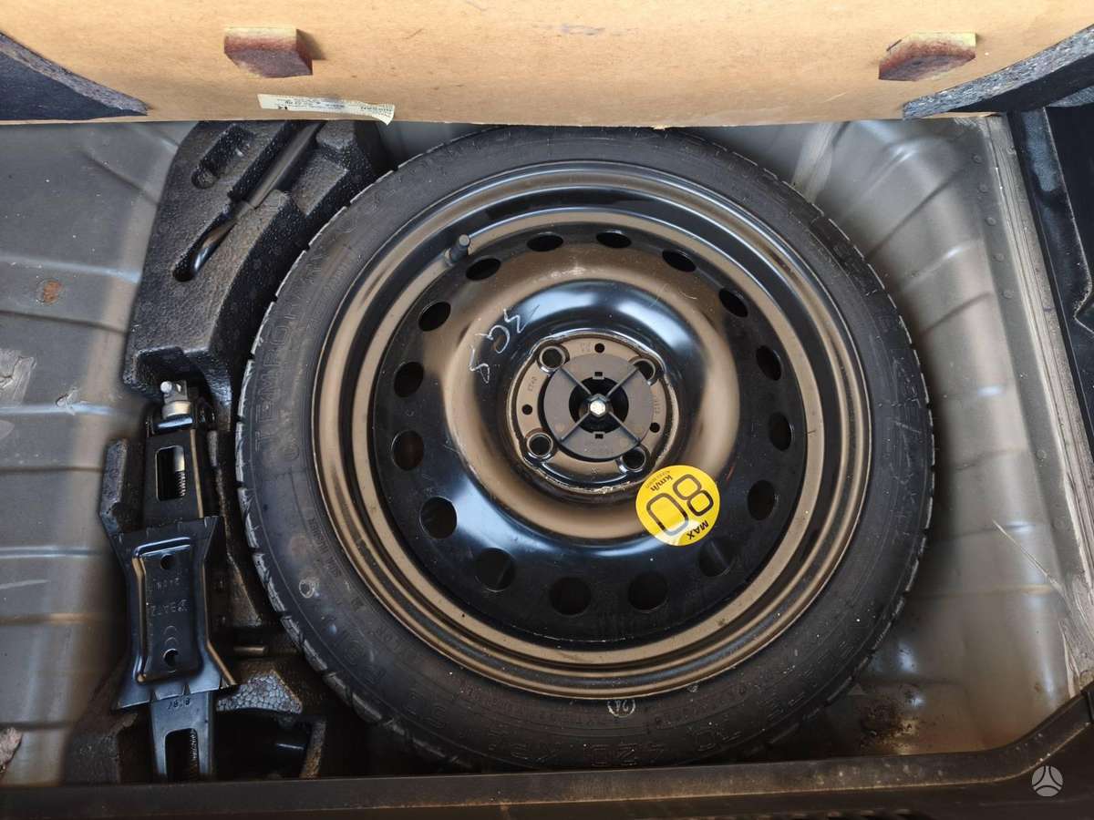 Nissan Note 2008 — photo 16