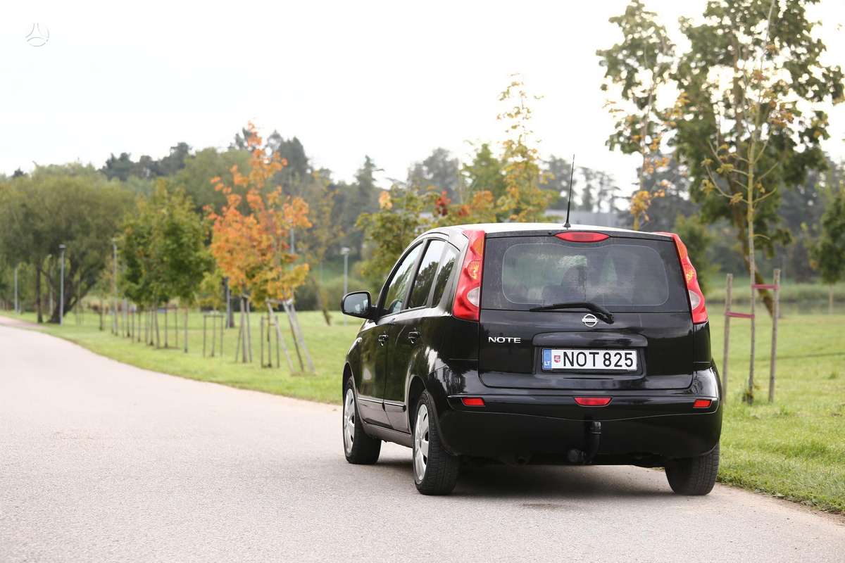 Nissan Note 2008 — photo 9