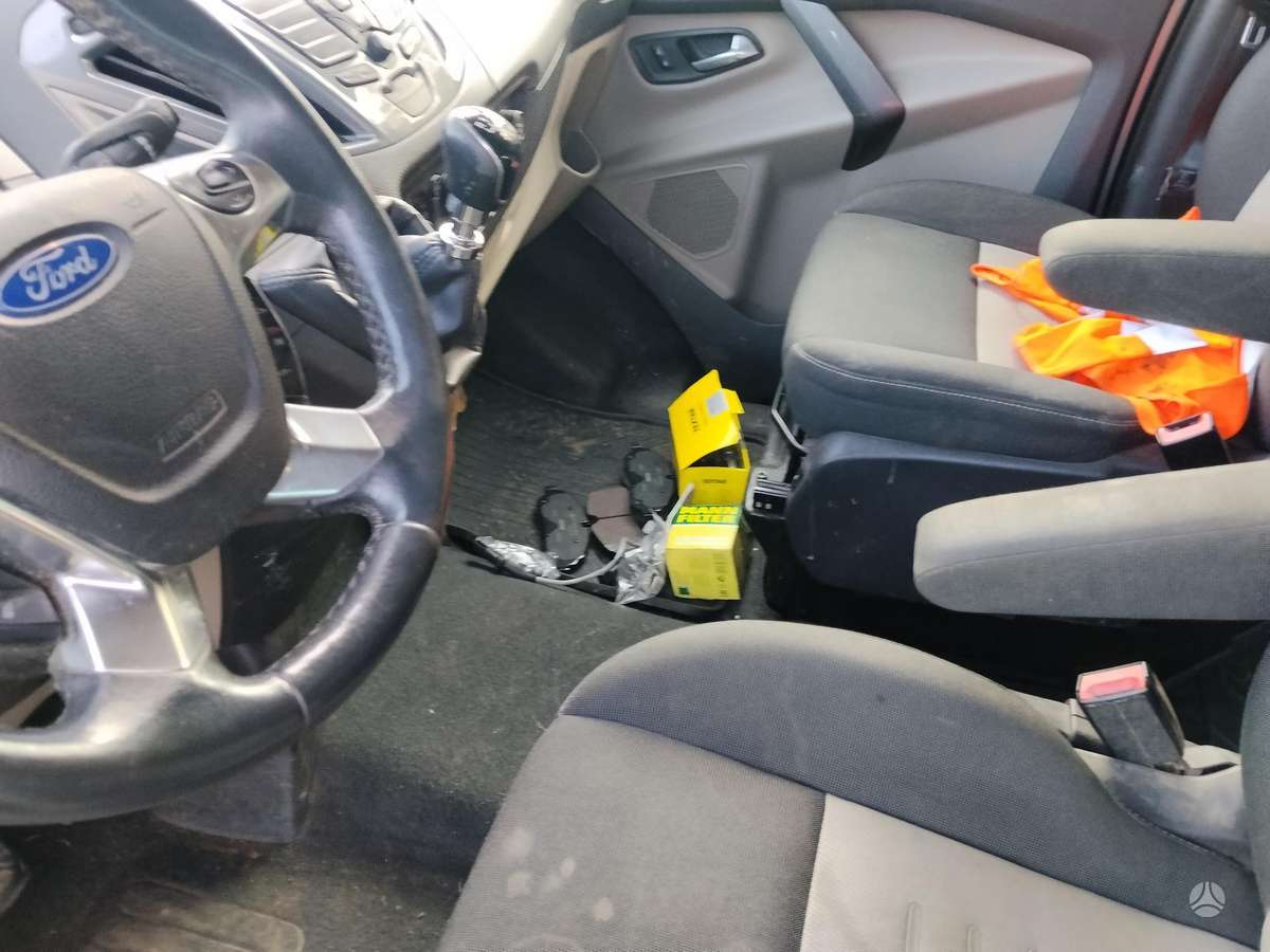 Ford Tourneo 2014 — photo 7