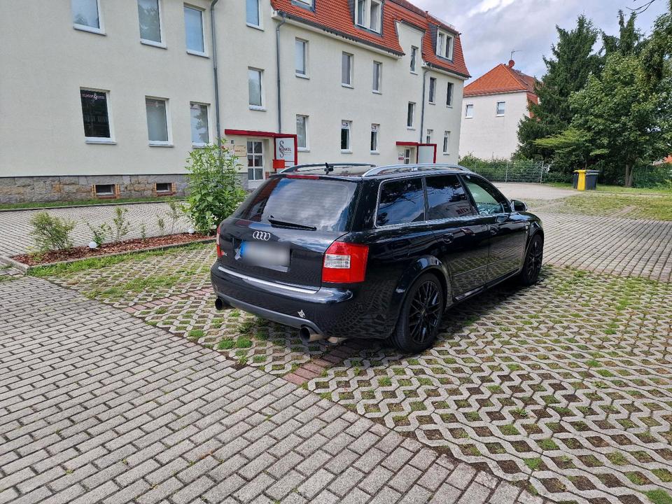 Audi S4 2004 — engine