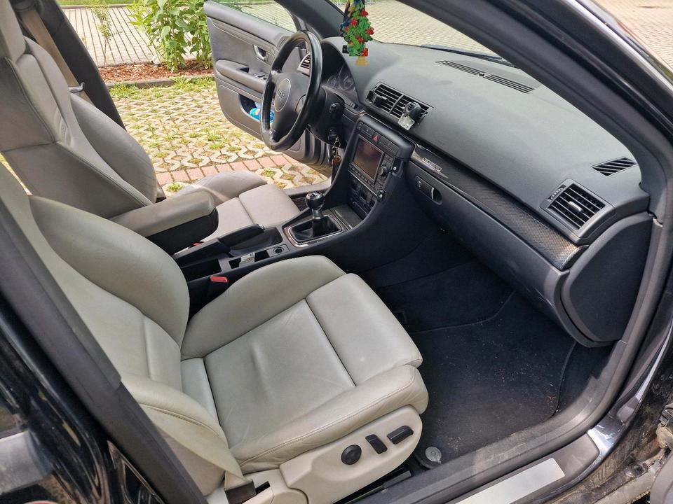 Audi S4 2004 — photo 8