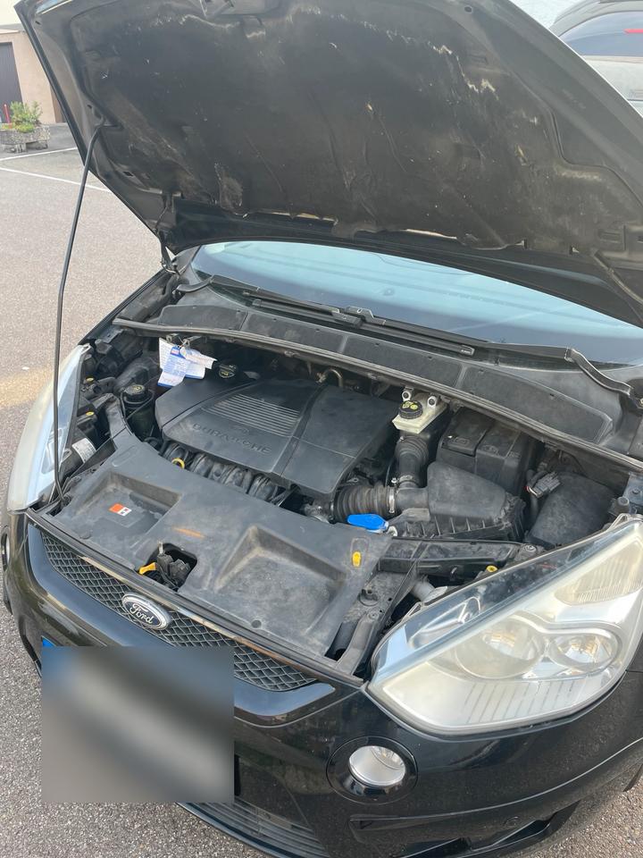 Ford S-Max 2009 — photo 10