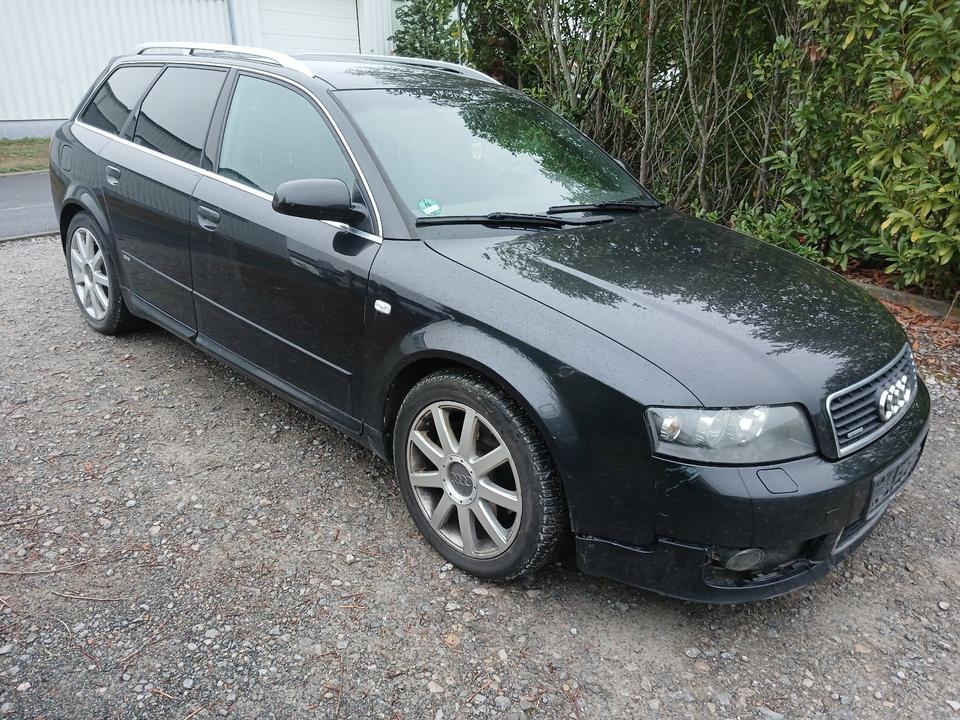 Audi A4 2004 — двигун