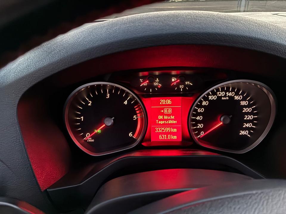 Ford S-Max 2011 — photo 13