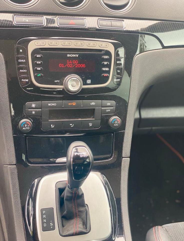 Ford S-Max 2011 — photo 5
