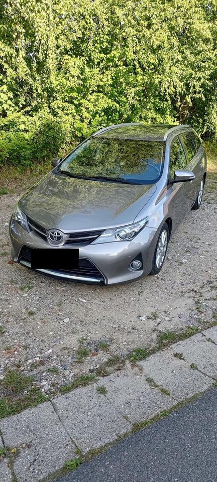 Toyota Auris 2013 — авто для ЗСУ з Європи