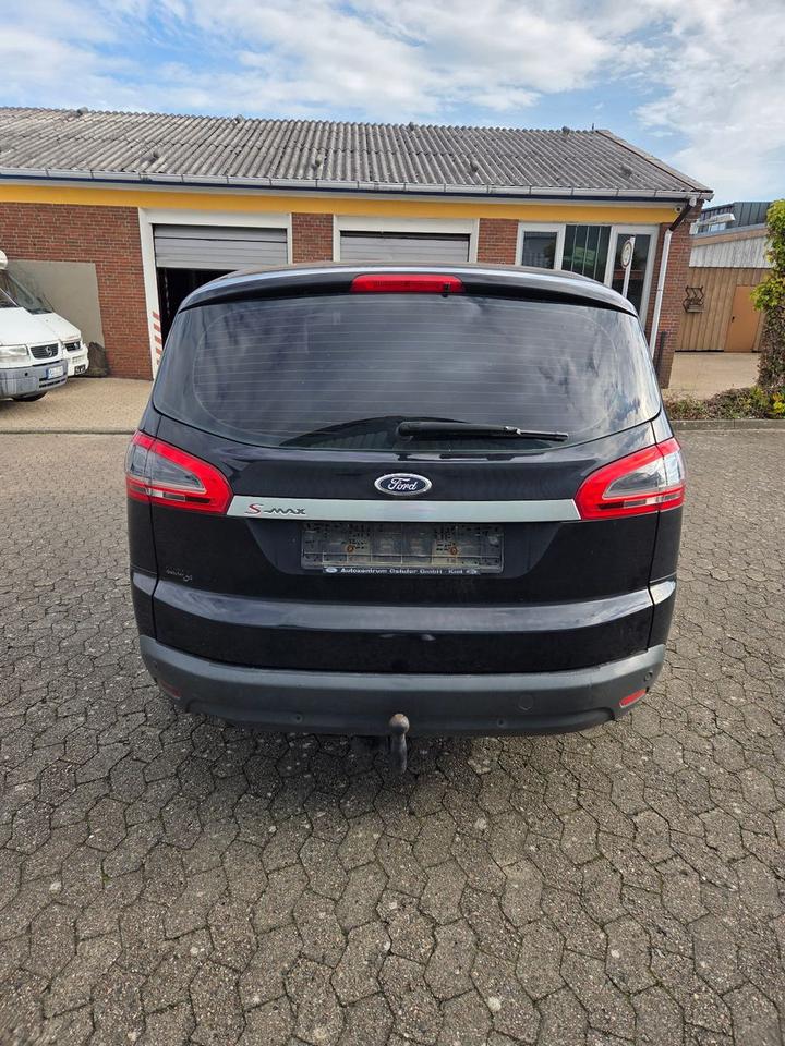 Ford S-Max 2011 — photo 8