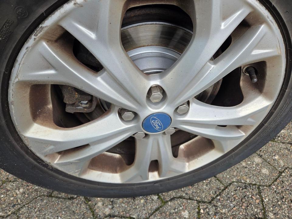 Ford S-Max 2011 — photo 9