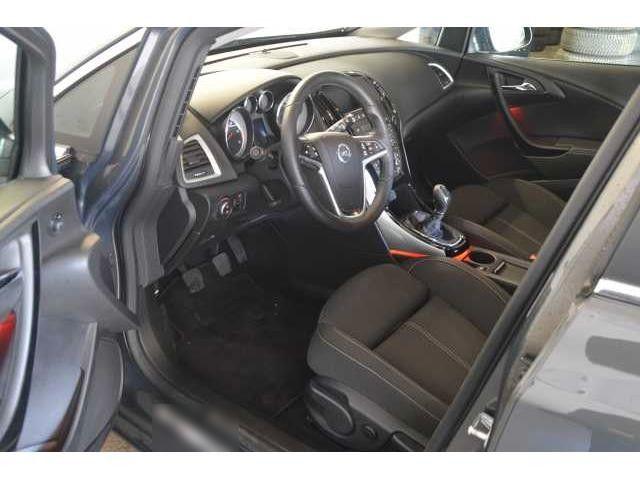 Opel Astra 2015 — photo 5