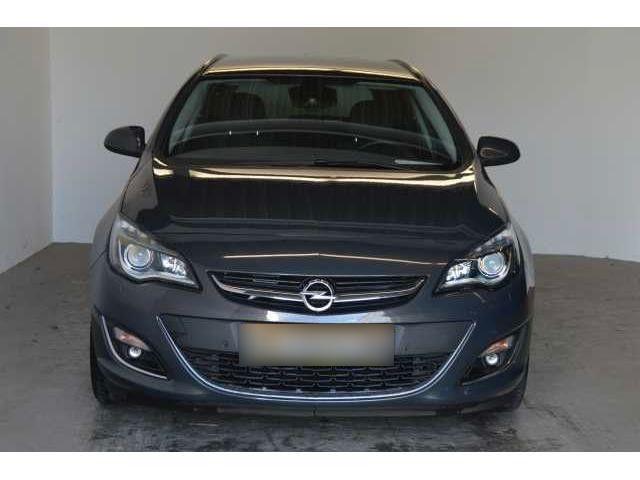 Opel Astra 2015 — photo 7