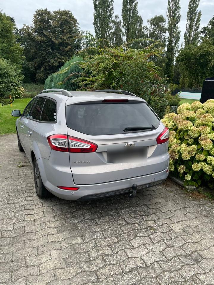 Ford Mondeo 2011 — engine