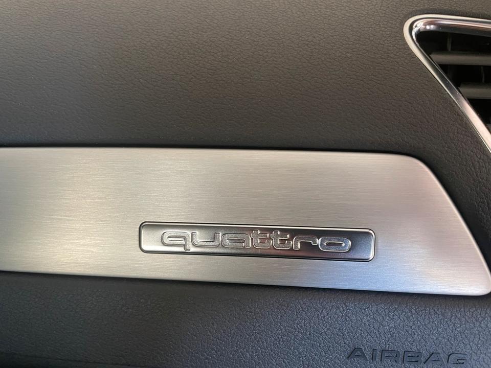 Audi A4 2008 — photo 12