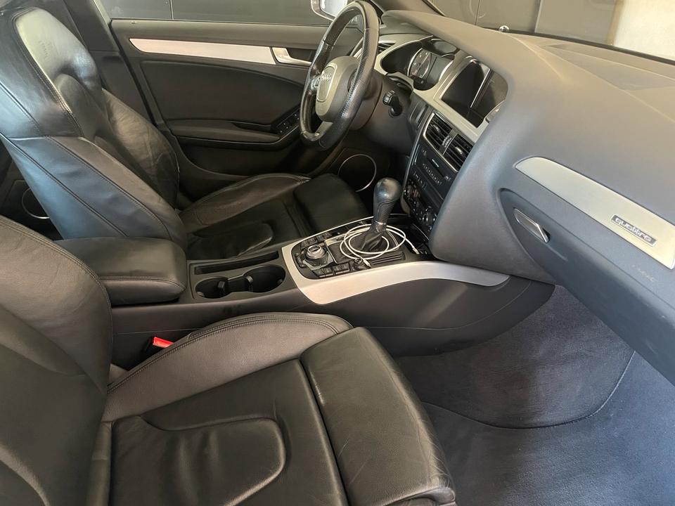 Audi A4 2008 — photo 13